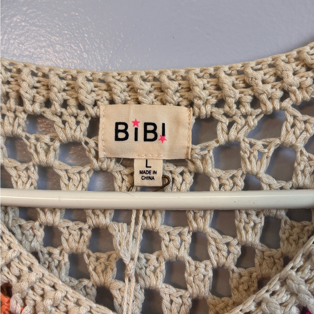 BIBI Multicolor Crochet Patchwork V-Neck Sweater Sz L PTP 21”. NWT - Picture 2 of 5